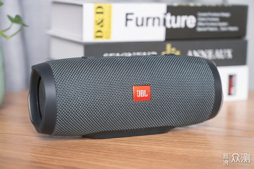 JBL Charge系列新品藍(lán)牙音箱體驗(yàn) 便攜與防水的完美結(jié)合，重塑戶(hù)外音樂(lè)生活